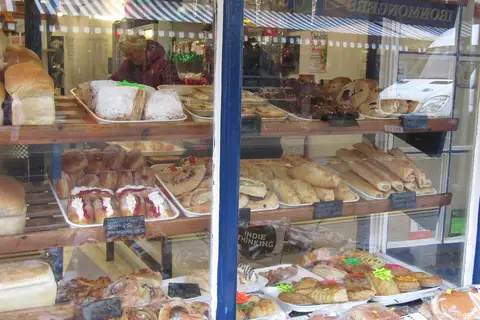 Betsy Joy's Cakes And Bakes photo 2